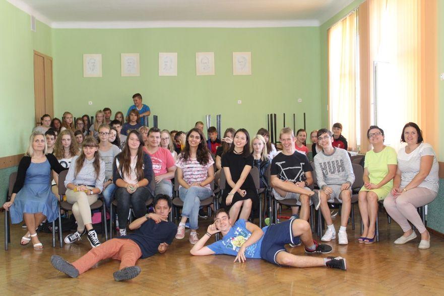 Goście ze stowarzyszenia AIESEC w Publicznym Gimnazjum nr 1 w Lipnie