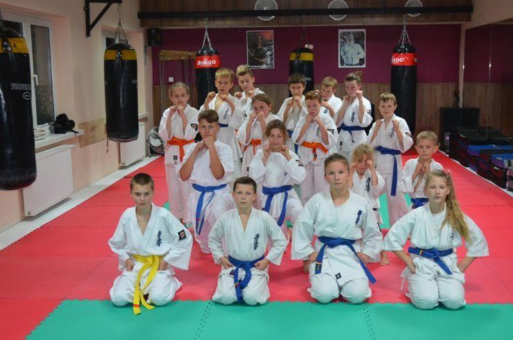 Zdj. nr. 1. Drzwi Otwarte w Lipnowskim Klubie Kyokushin Karate