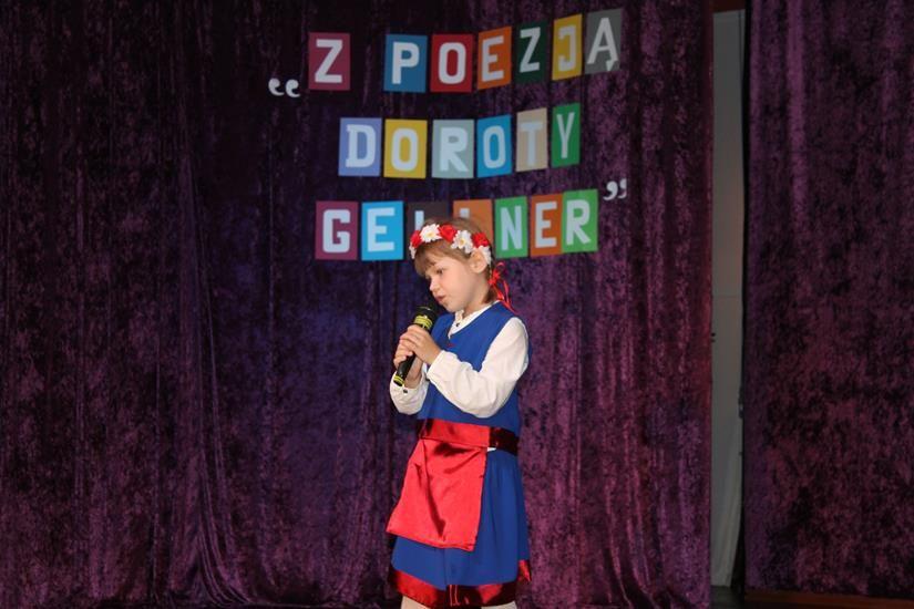 Zdj. nr. 72. Rozśpiewane kino Nawojka - Festiwal Piosenki Dziecięcej „Z poezją Doroty Gellner”.