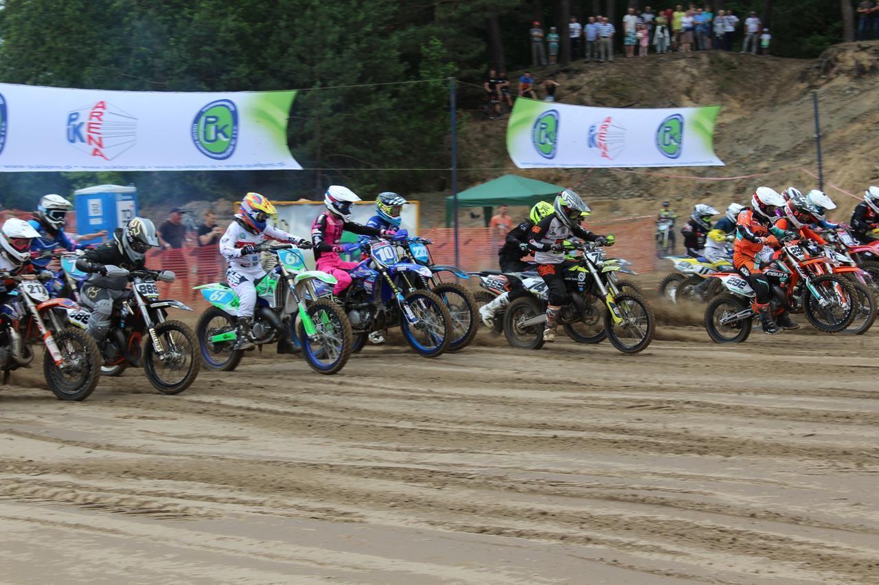 Zdj. nr. 27. Motocross – V runda Mistrzostw Strefy Północnej Polski Mistrzostwa Okręgu Bydgoskiego