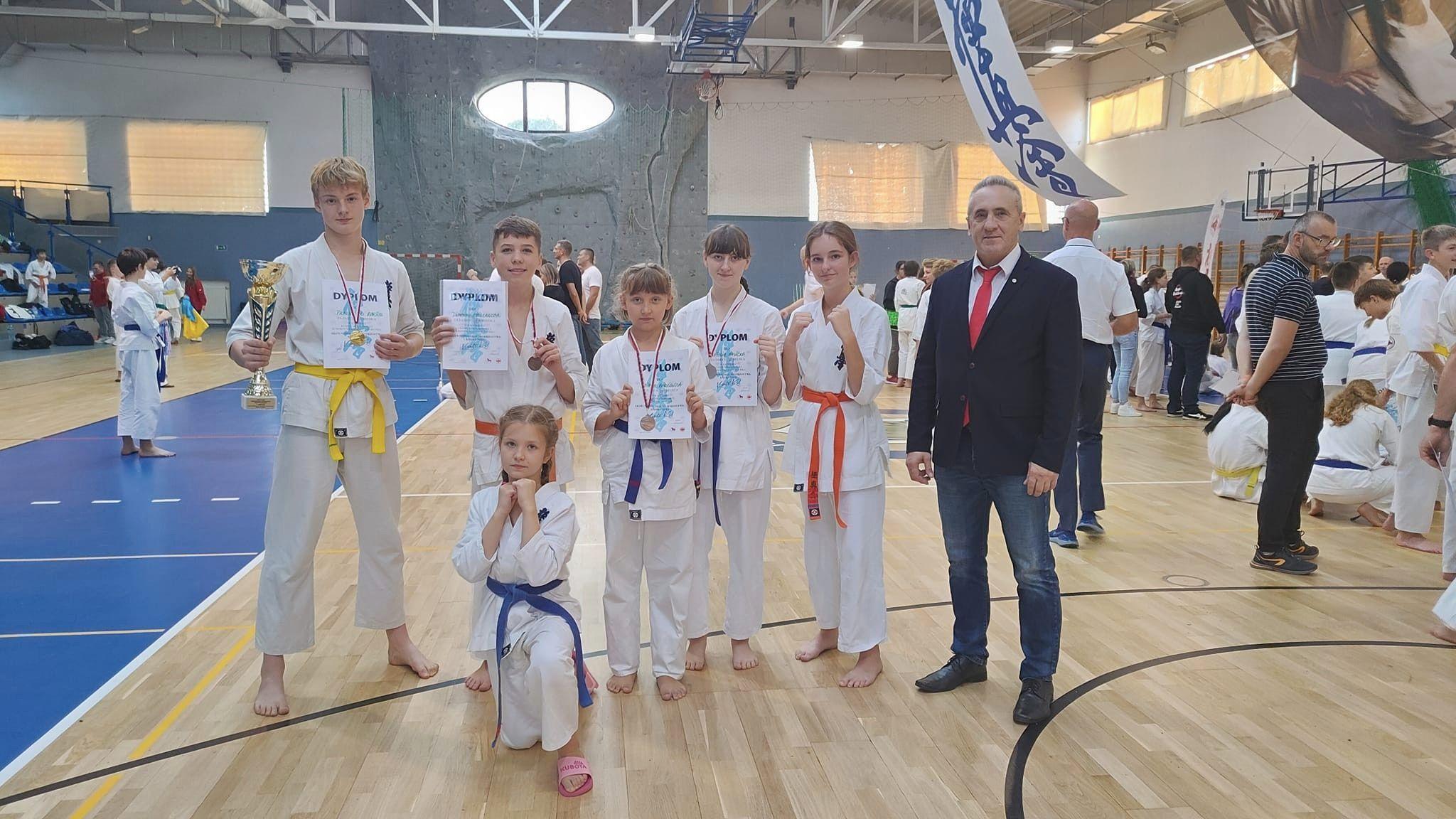 Zdj. nr. 3. VI Ogólnopolskie Mistrzostwa Karate Kyokushin - 21 października 2023 r., Wolów