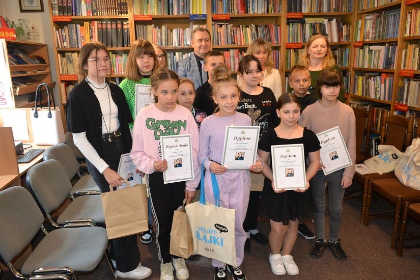 Bohaterowie utworów Aleksandra Fredry- konkurs plastyczny