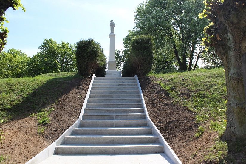 Pomnik patrona miasta już po renowacji