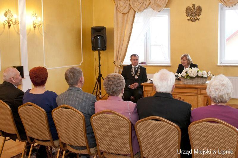 Zdj. nr. 6. Złote Gody- jubileusz 50 lecia pożycia małżeńskiego