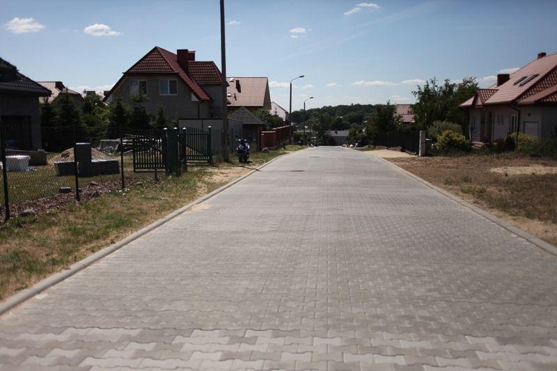 Zdj. nr. 3. Zakończenie przebudowy ul. Studziennej