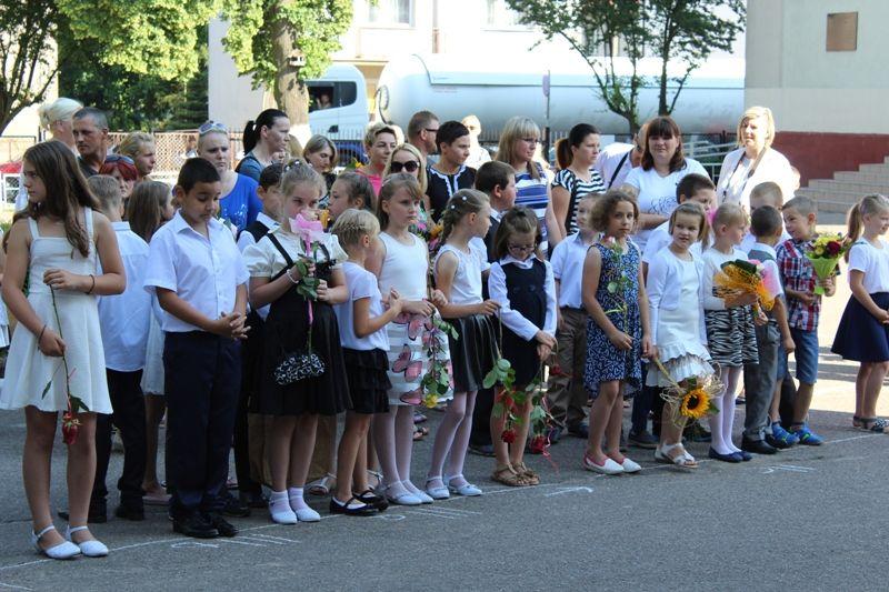 Zdj. nr. 1. Zakończenie roku szkolnego w SP 2