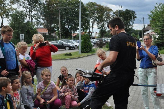 Zdj. nr. 55. Wizyta w Komendzie Państwowej Straży Pożarnej i Komendzie Powiatowej Policji