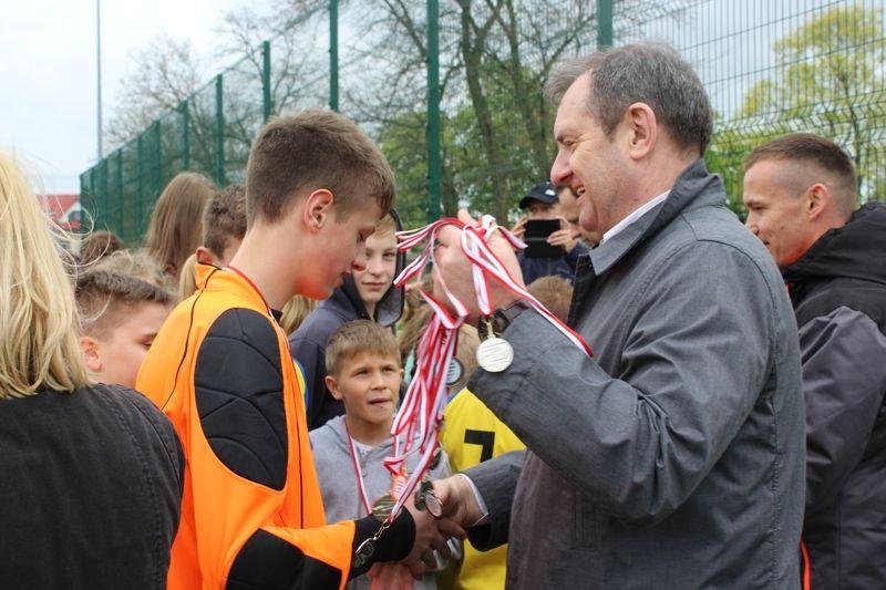 Zdj. nr. 6. Zakończenie II Lipnowskiej Spartakiady Szkolnej 2016/2017