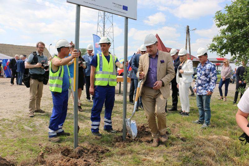 Zdj. nr. 2. Droga z Lipna w kierunku Płocka w budowie