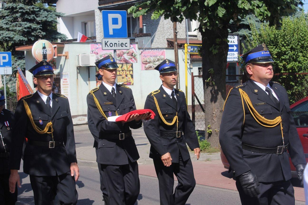 Zdj. nr. 7. Uczcili pamięć bohaterów Bitwy Warszawskiej - 15 Sierpnia