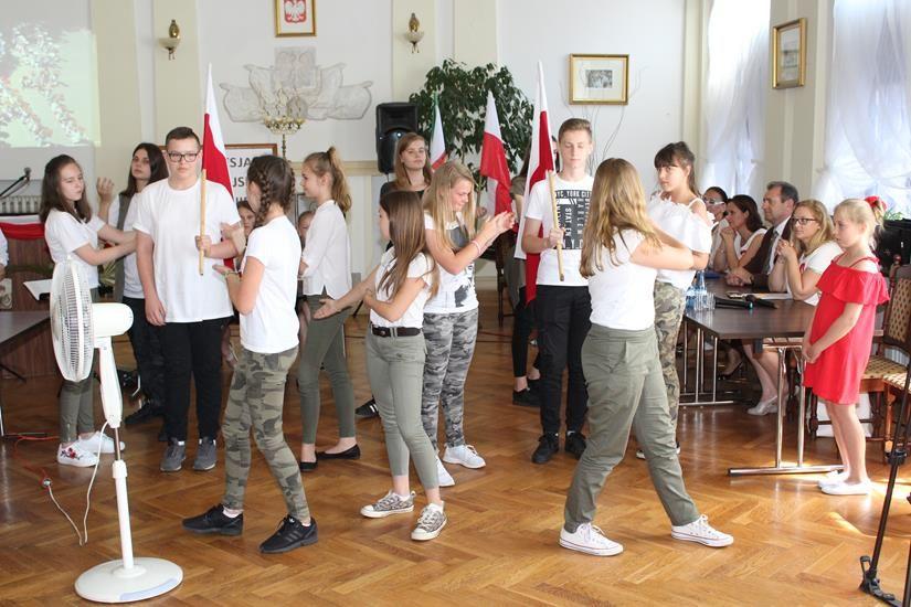 Zdj. nr. 52. II Młodzieżowa Sesja Rady Miejskiej w Lipnie