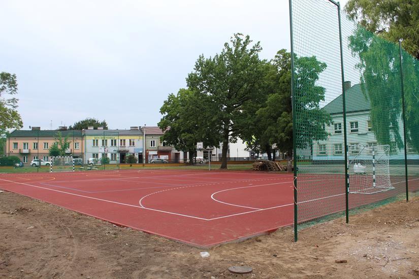 Zdj. nr. 11. Nowe boisko przy SP nr 5 