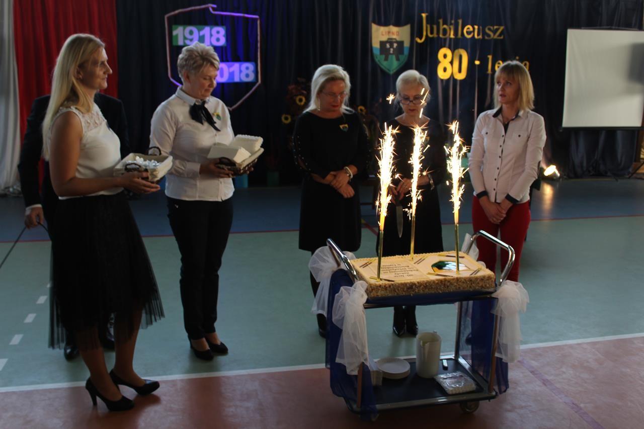 Zdj. nr. 103. Jubileusz 80-lecia istnienia Szkoły Podstawowej nr 2 w Lipnie