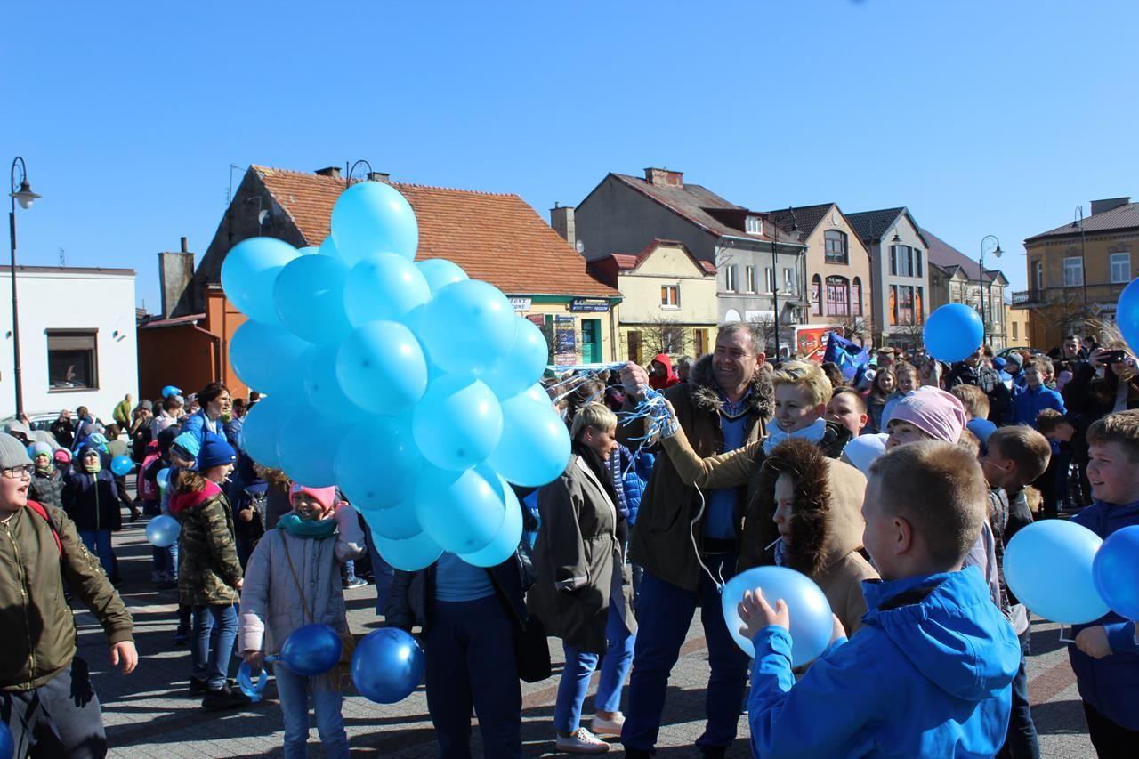 Zdj. nr. 28. Lipno obchodzi Światowy Dzień Świadomości Autyzmu