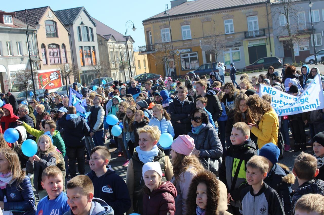 Zdj. nr. 31. Lipno obchodzi Światowy Dzień Świadomości Autyzmu