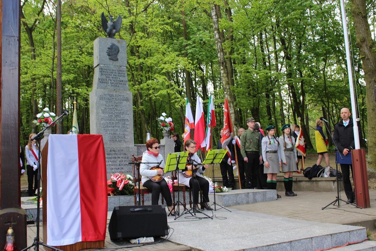 Zdj. nr. 134. Obchody 228. rocznicy uchwalenia Konstytucji 3 Maja