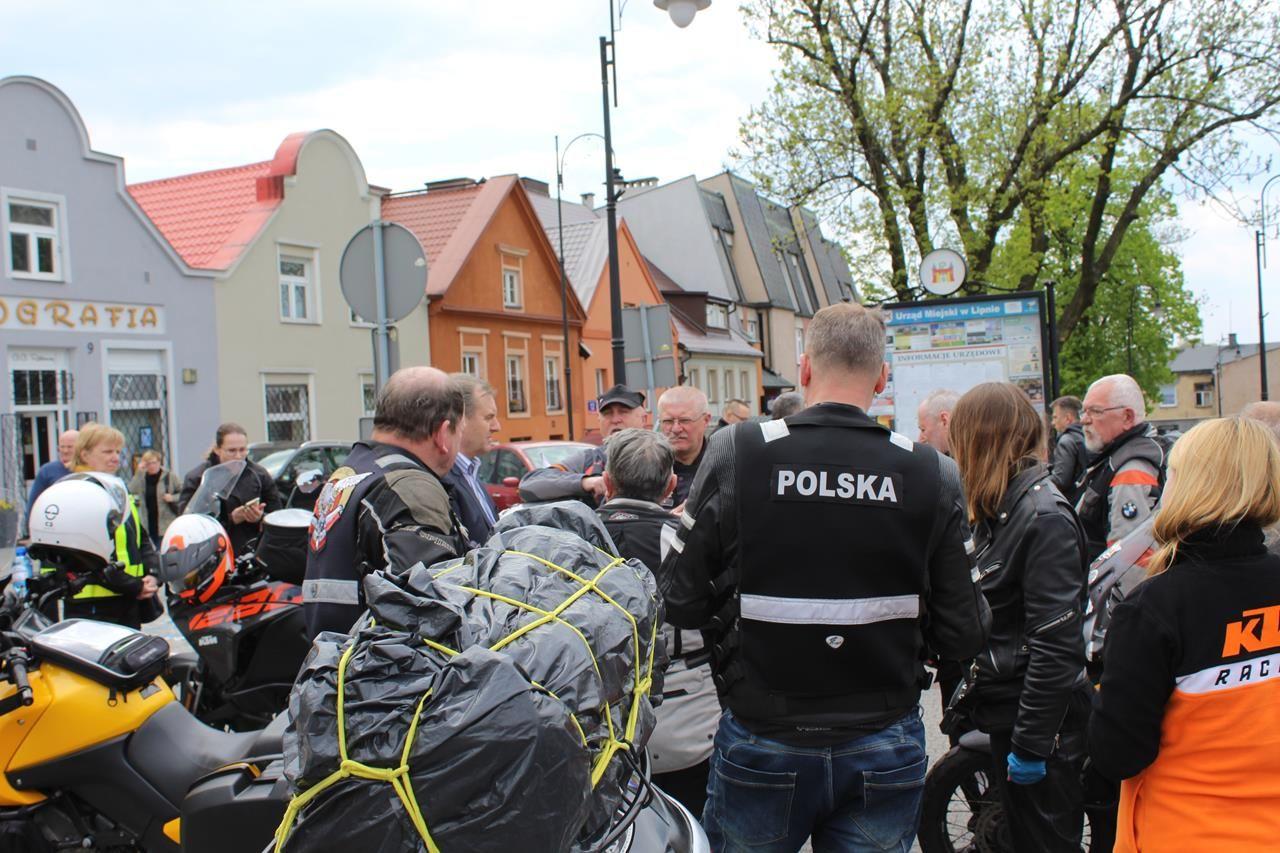 Uczestnicy Międzynarodowego Rajdu Katyńskiego odwiedzili Lipno