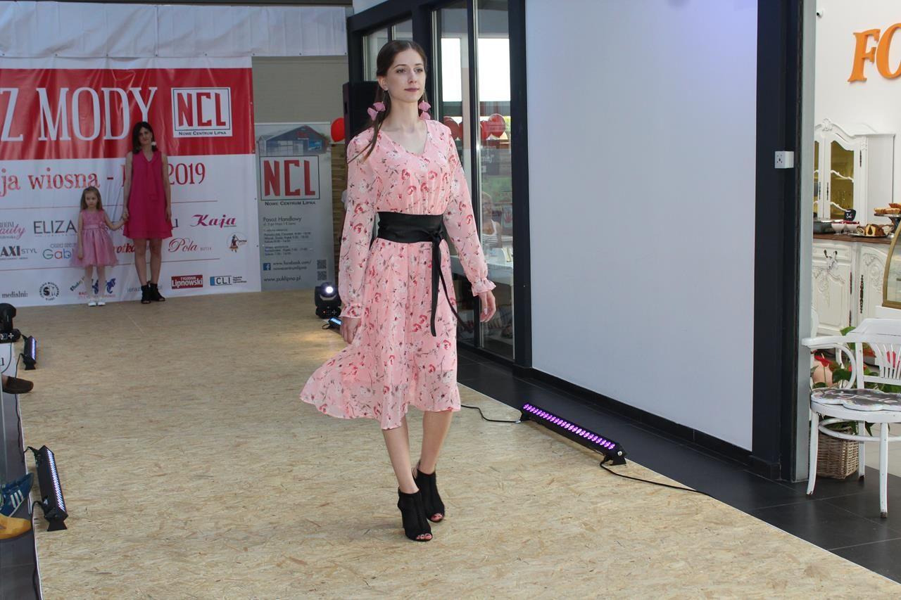 Zdj. nr. 63. Pokaz mody NCL
