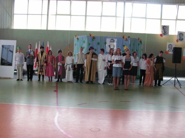 Zdj. nr. 10. Jubileusz w Gimnazjum - maj 2009