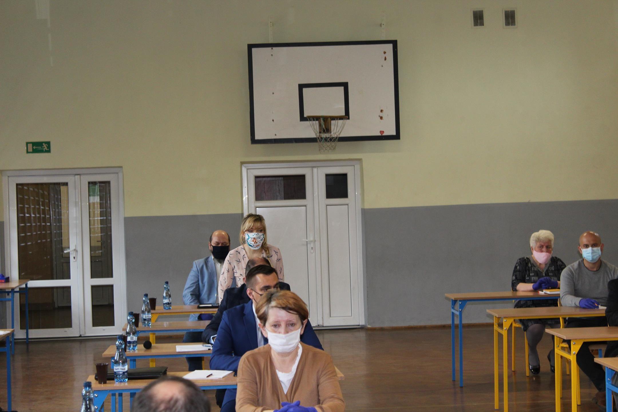 Zdj. nr. 18. XVI Sesja Rady Miejskiej w Lipnie 