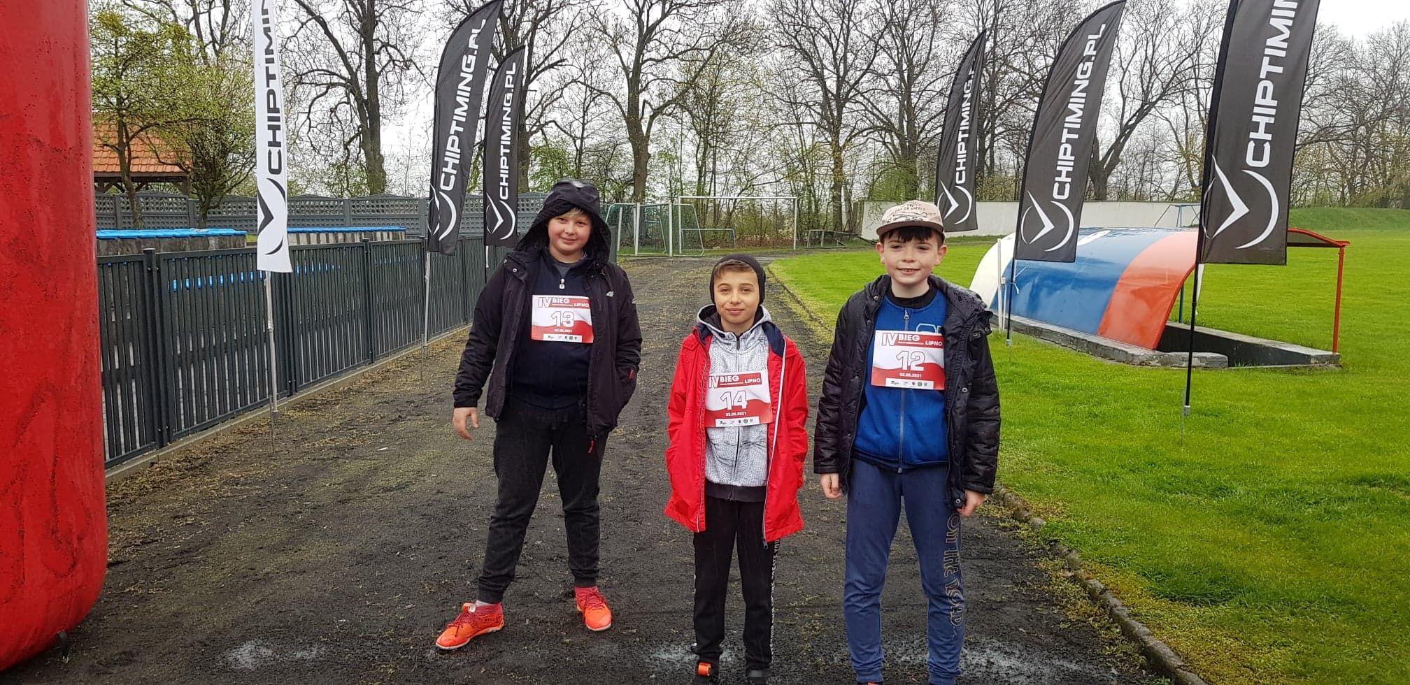 IV Bieg Biało-Czerwonych - 2 maja 2021 r. - Stadion Miejski w Lipnie - kliknięcie spowoduje powiększenie obrazka