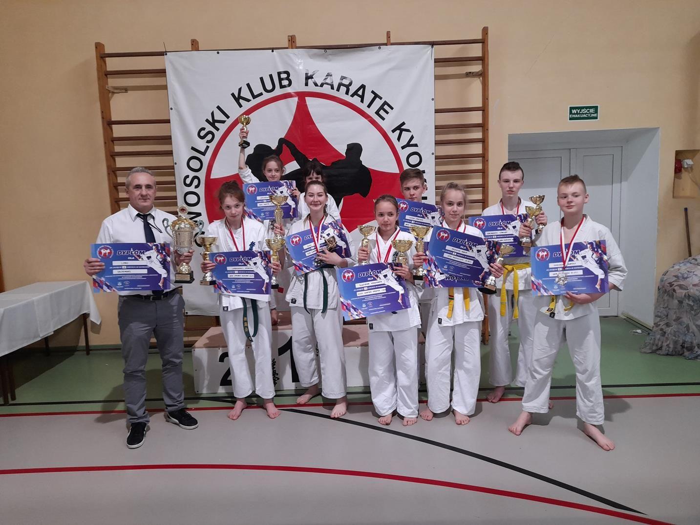 Otwarte Mistrzostwa w Karate Kyokushin w Kożuchowie - kliknięcie spowoduje powiększenie 