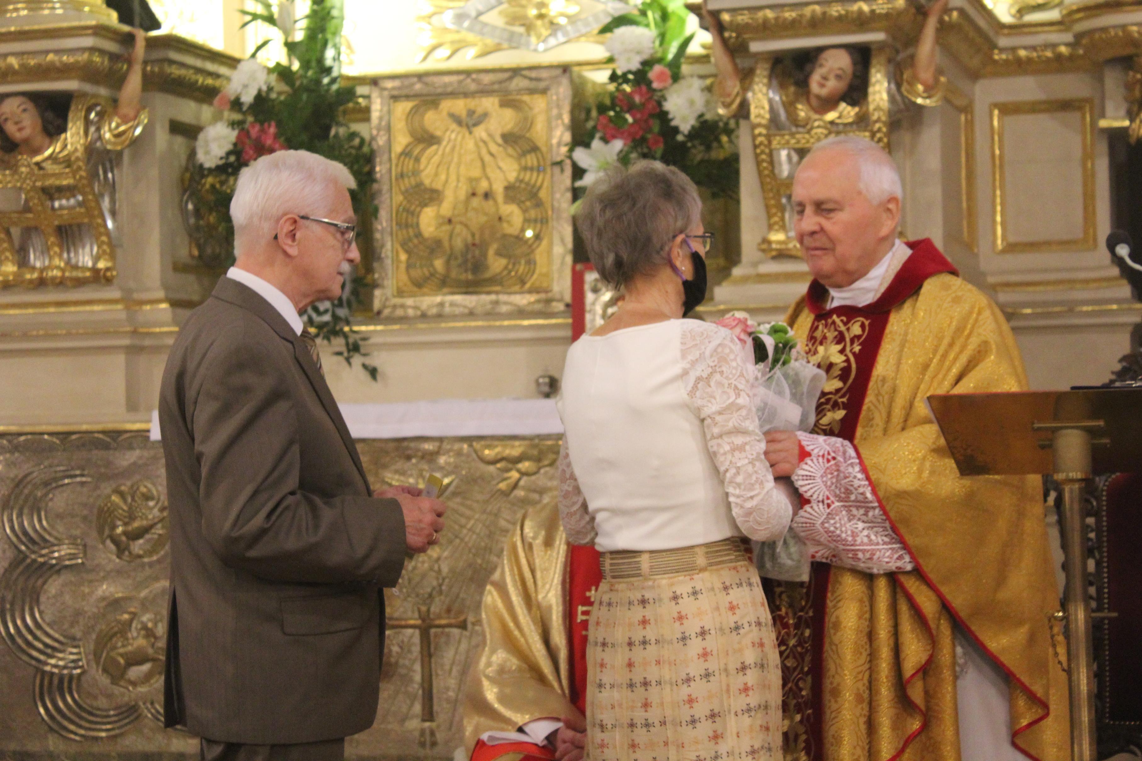 Jubileusz 60-lecia święceń kapłańskich księdza prałata Franciszka Cieślaka – kliknięcie spowoduje powiększenie obrazka