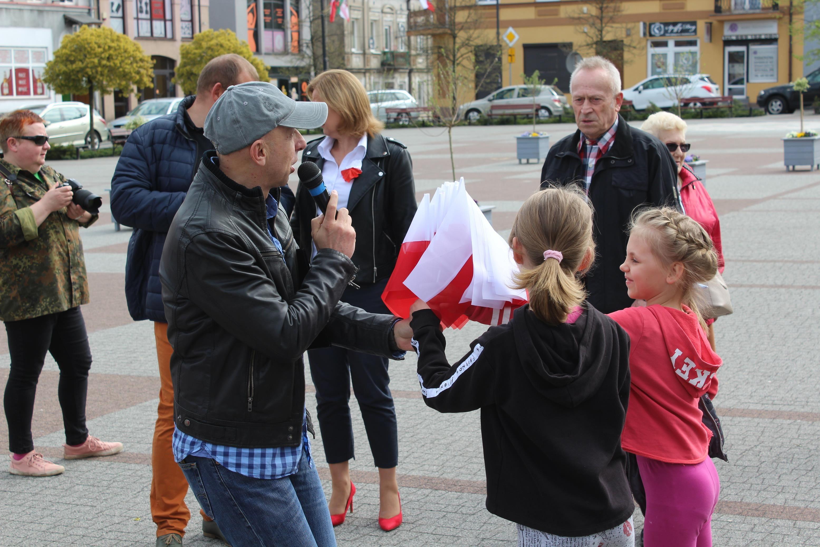 Zdj. nr. 13. Dzień Flagi Rzeczypospolitej Polskiej - 2 maja 2022 r.