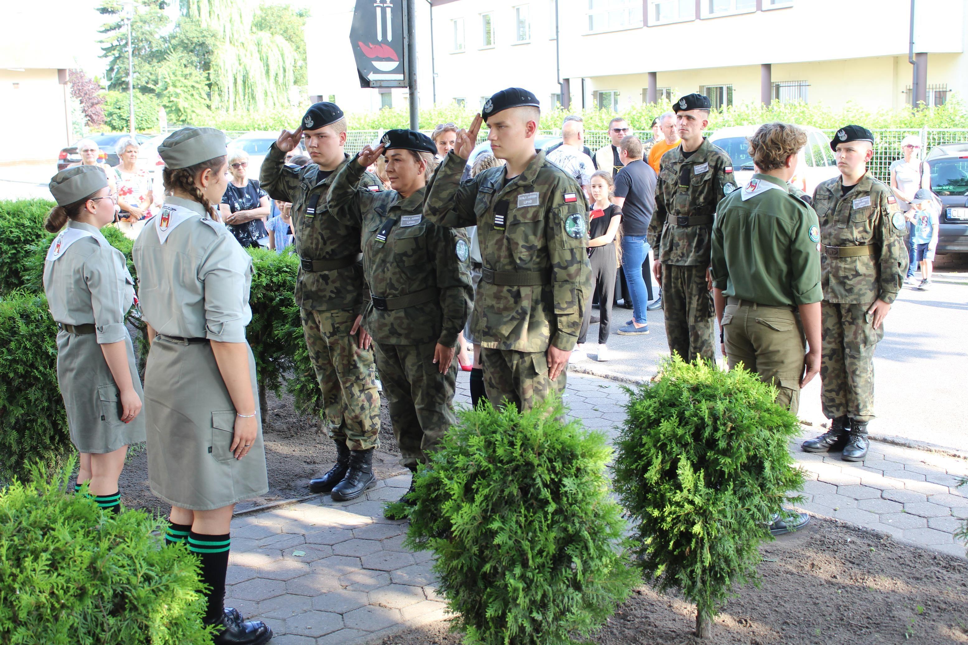 Zdj. nr. 42. 78. rocznica wybuchu Powstania Warszawskiego - pomnik Armii Krajowej - 1 sierpnia 2022 r.