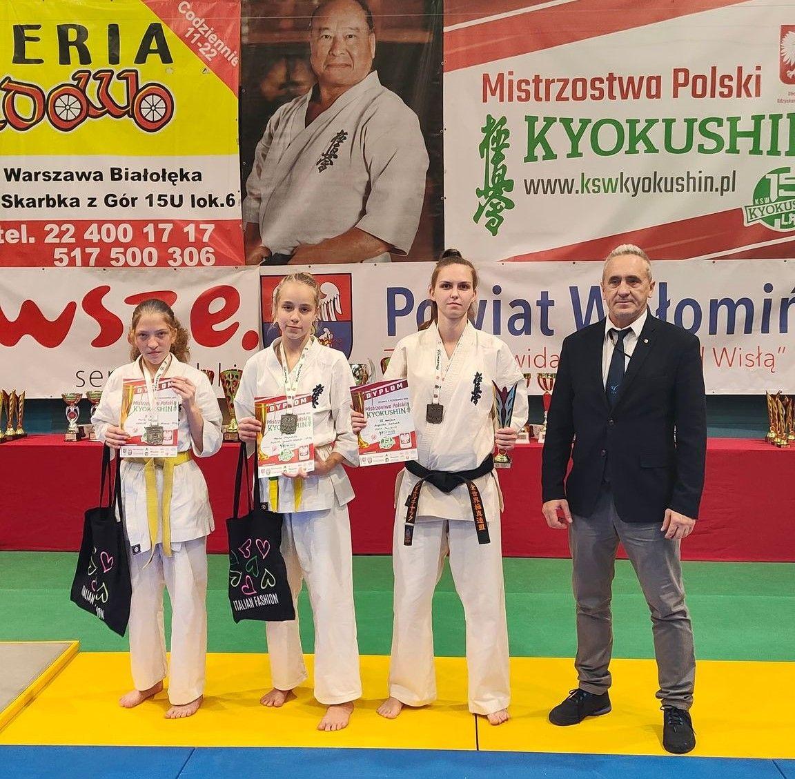 Zdj. nr. 1. Mistrzostwa Polski Open i Kata seniorów oraz Mistrzostwa Polski Juniorów Młodszych – 9 października 2022 r., Zielonka k/Warszawy