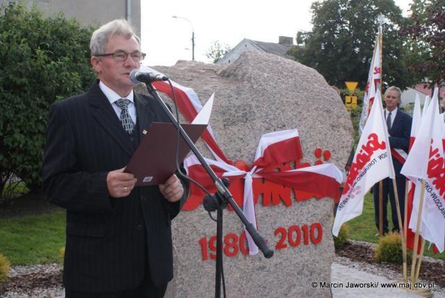 Zdj. nr. 10. Odsłonięcie obelisku XXX-lecia Solidarności - 5 września 2010