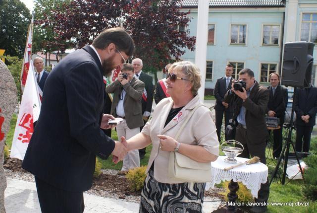 Zdj. nr. 24. Odsłonięcie obelisku XXX-lecia Solidarności - 5 września 2010