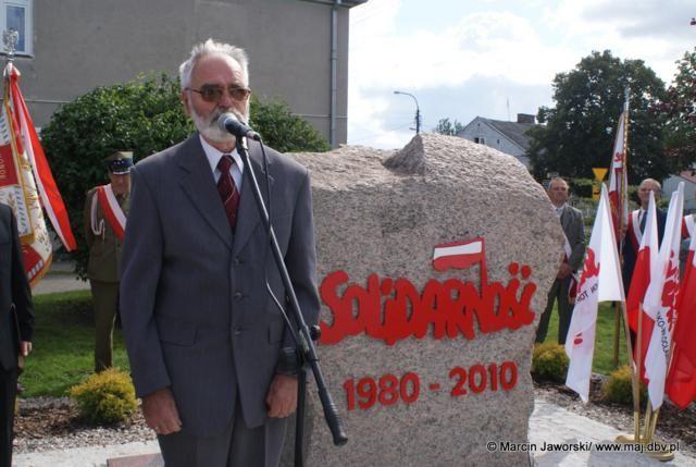 Zdj. nr. 25. Odsłonięcie obelisku XXX-lecia Solidarności - 5 września 2010