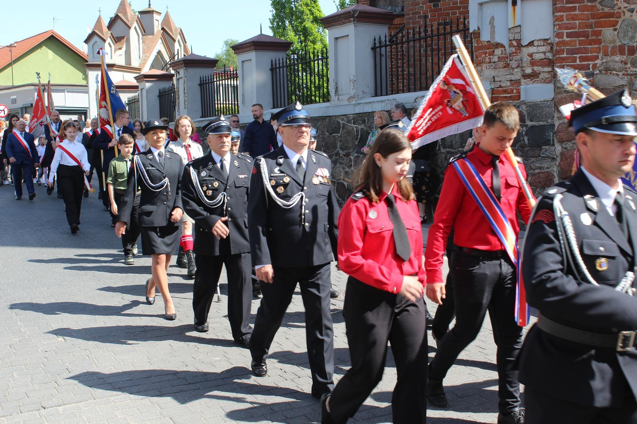 Zdj. nr. 37. Lipnowski obchody 233. rocznicy uchwalenia Konstytucji 3 Maja