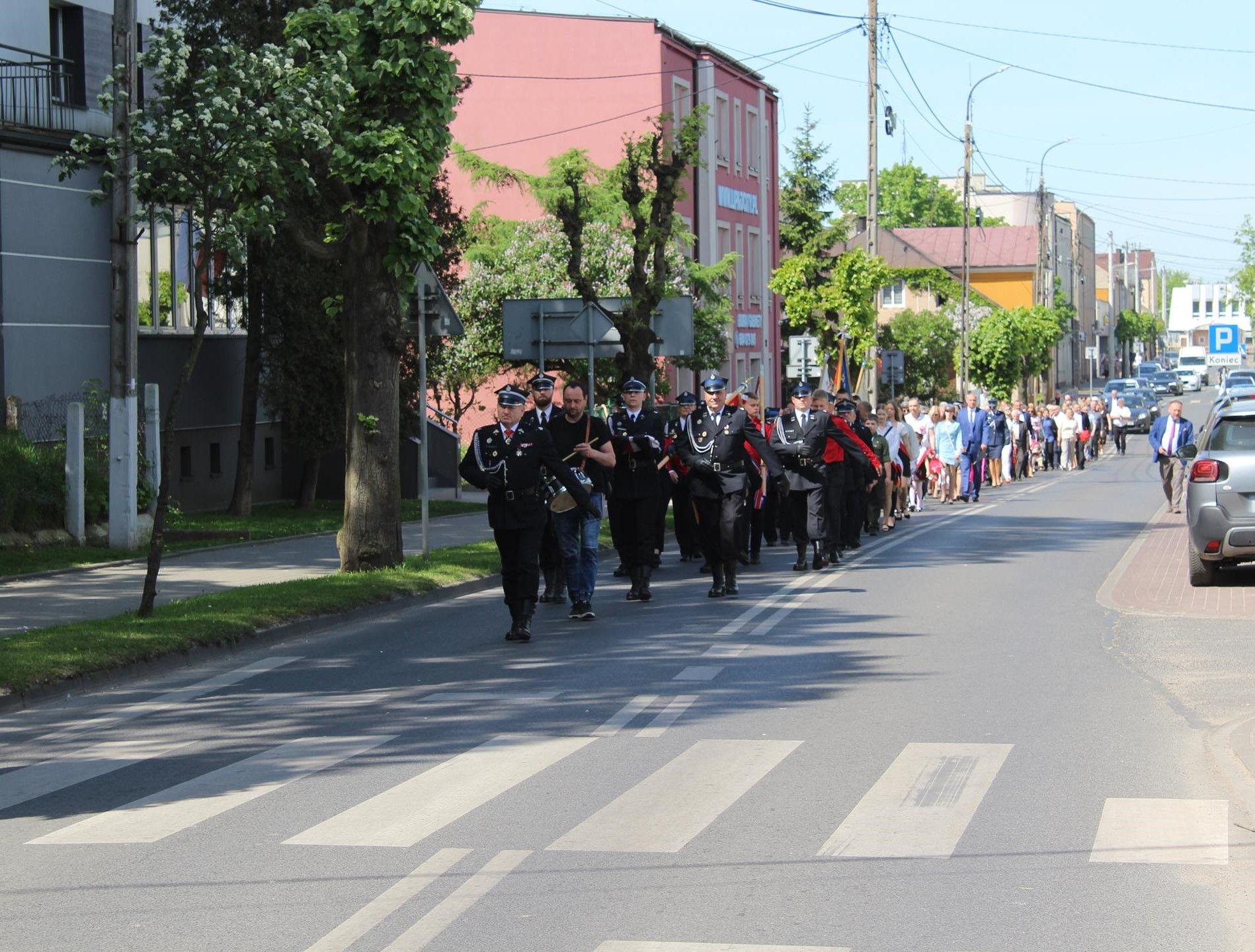 Zdj. nr. 65. Lipnowski obchody 233. rocznicy uchwalenia Konstytucji 3 Maja