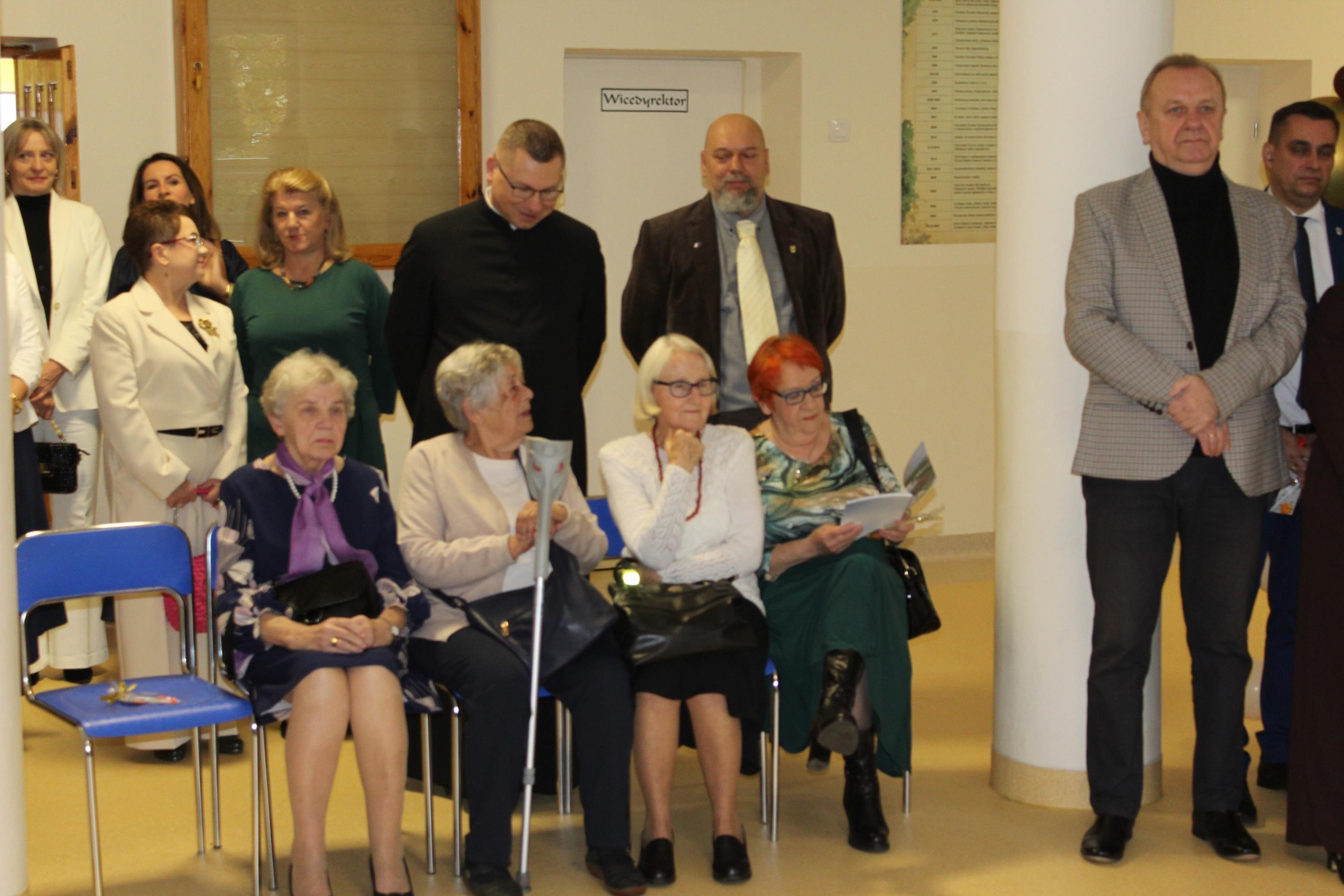 Zdj. nr. 10. Jubileusz 65-lecia Szkoły Podstawowej nr 3 w Lipnie im. Mikołaja Kopernika - 14 października 2025 r.