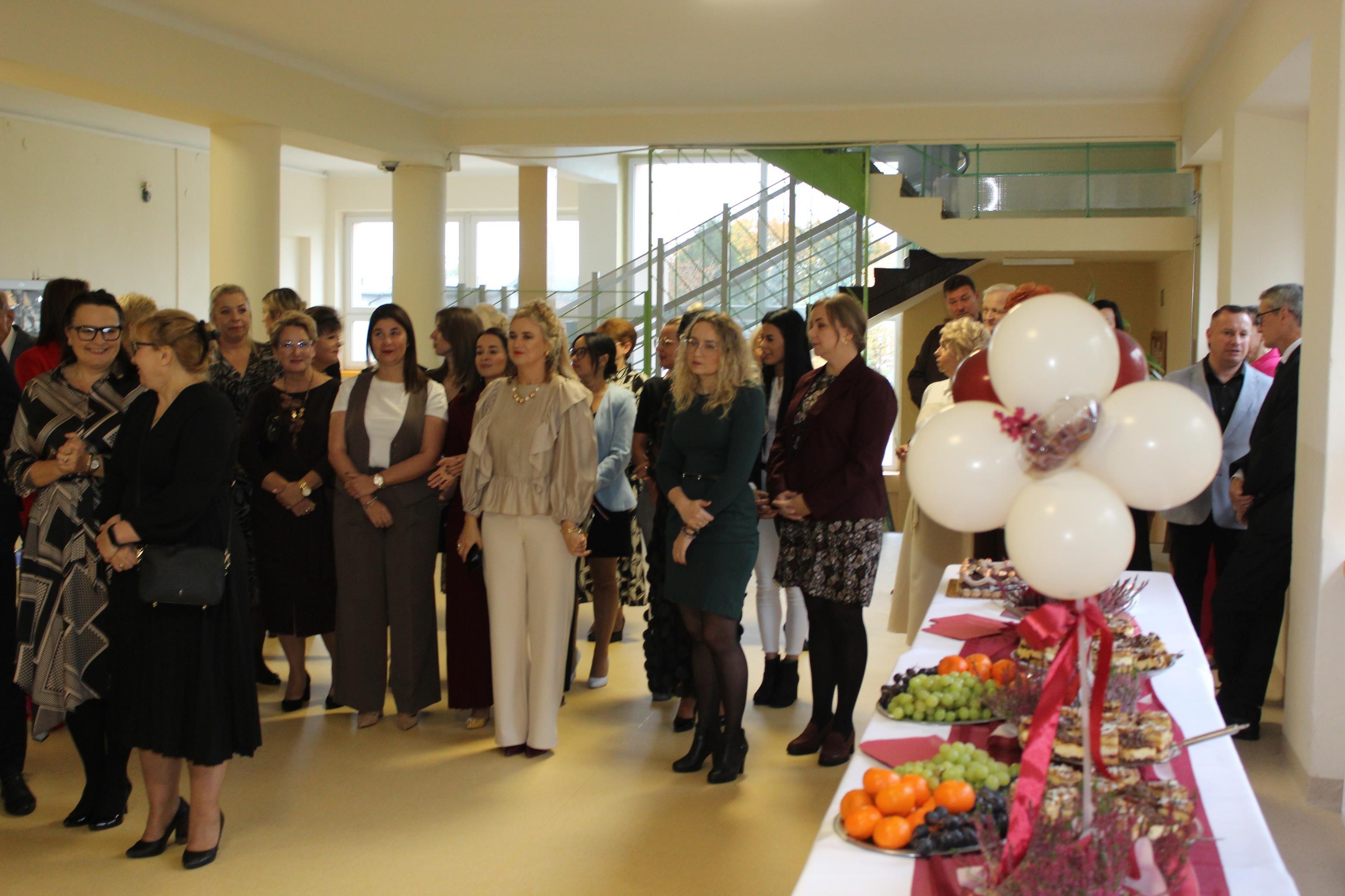 Zdj. nr. 12. Jubileusz 65-lecia Szkoły Podstawowej nr 3 w Lipnie im. Mikołaja Kopernika - 14 października 2025 r.