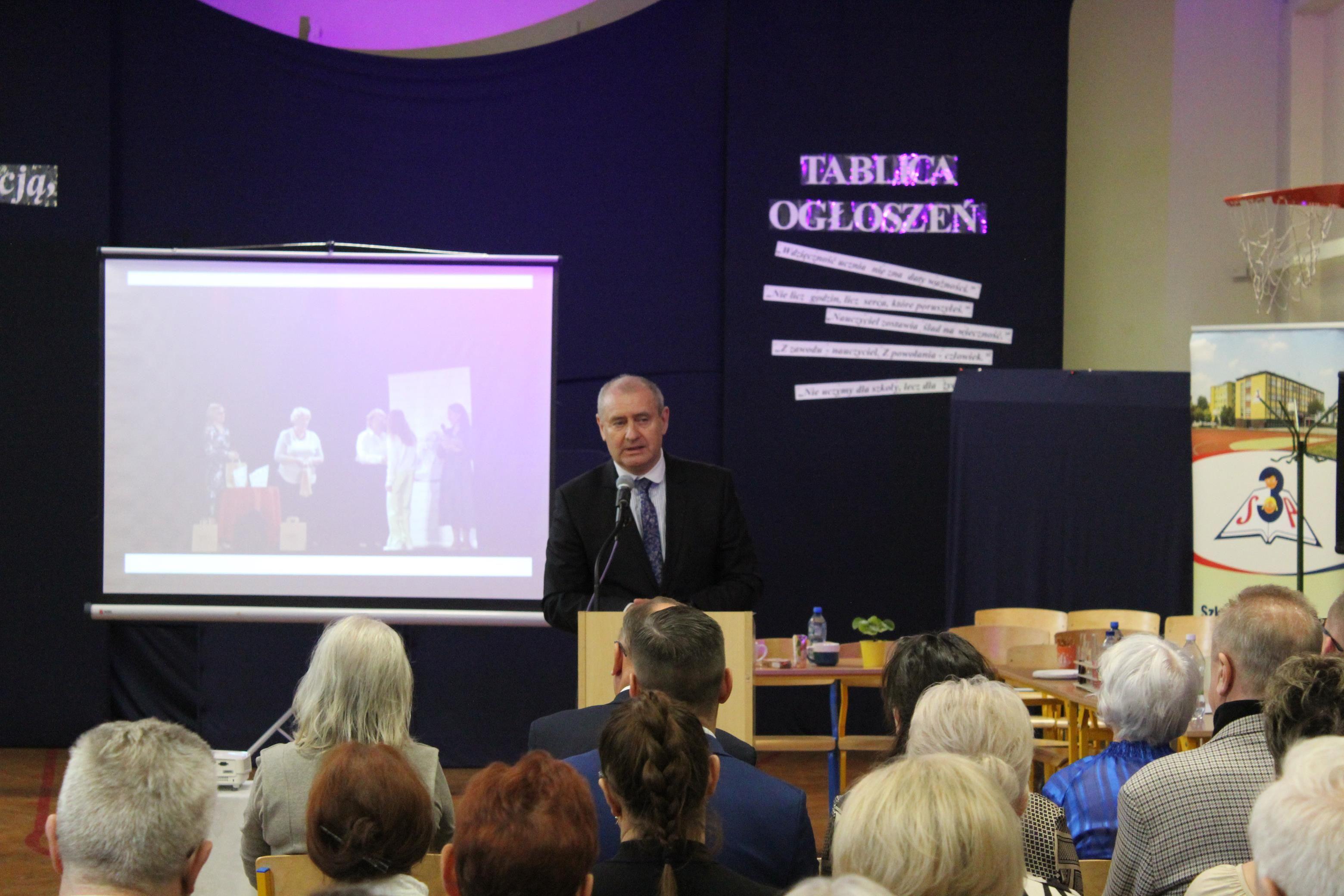 Zdj. nr. 31. Jubileusz 65-lecia Szkoły Podstawowej nr 3 w Lipnie im. Mikołaja Kopernika - 14 października 2025 r.