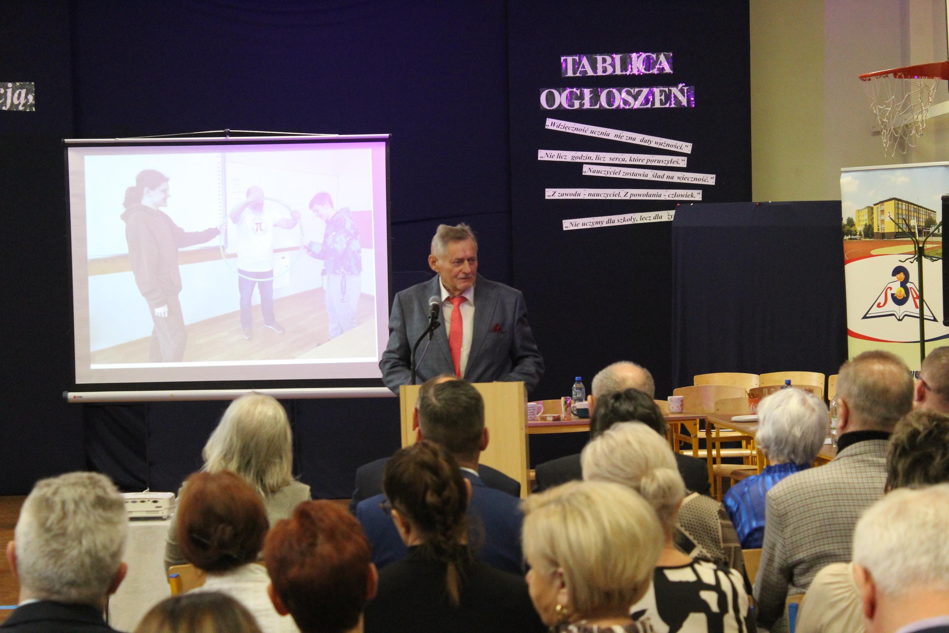 Zdj. nr. 39. Jubileusz 65-lecia Szkoły Podstawowej nr 3 w Lipnie im. Mikołaja Kopernika - 14 października 2025 r.