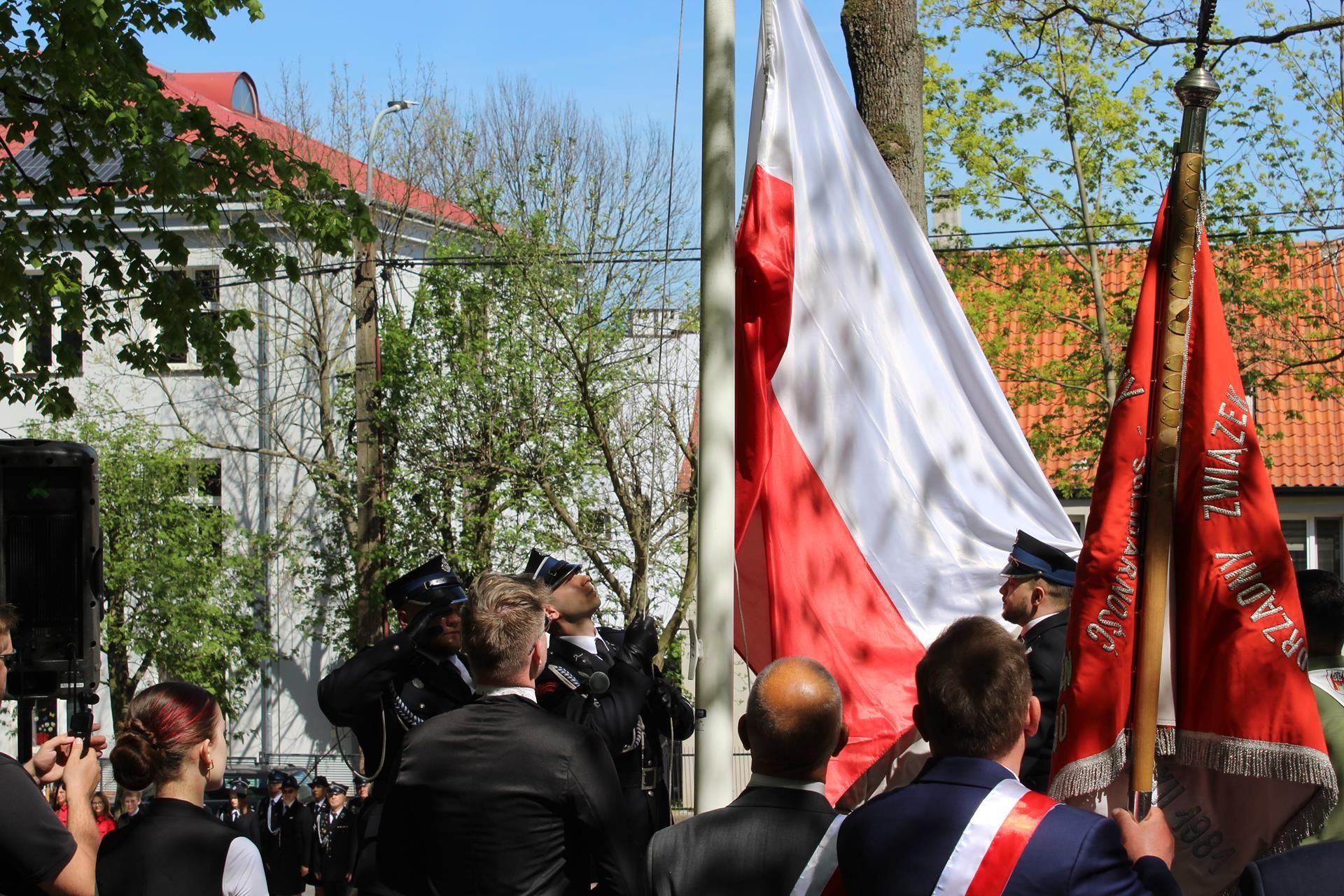 Zdj. nr. 6. Lipnowskie obchody 235. rocznicy uchwalenia Konstytucji 3 Maja