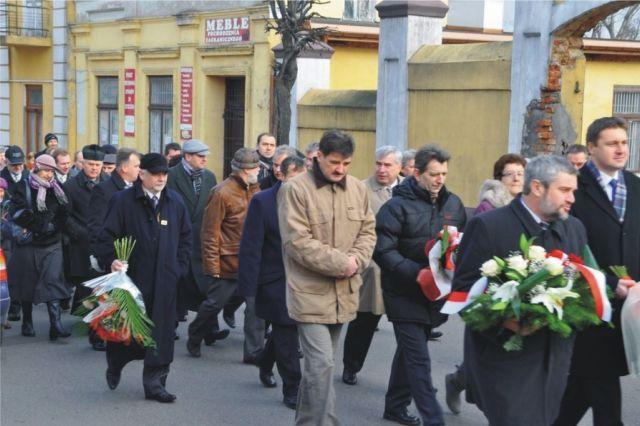 Zdj. nr. 3. Obchody 30 rocznicy wprowadzenia Stanu Wojennego