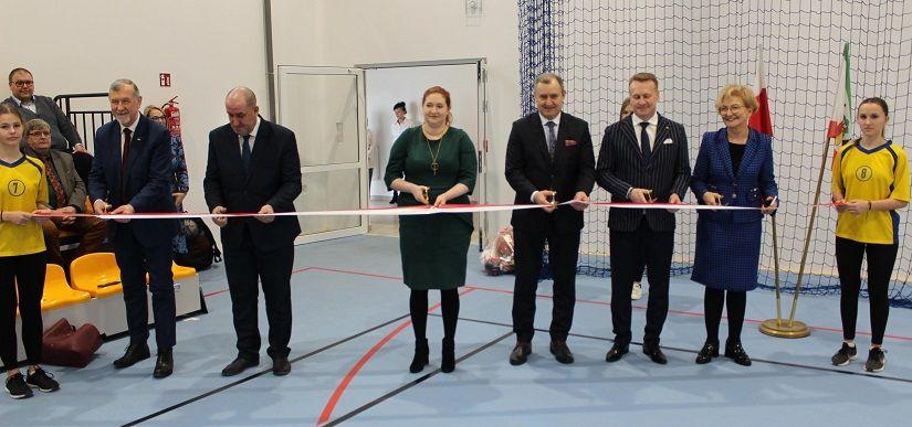Otwarcie hali sportowej przy SP Nr 3 w Lipnie (Galeria - bardzo dużo zdjęć)