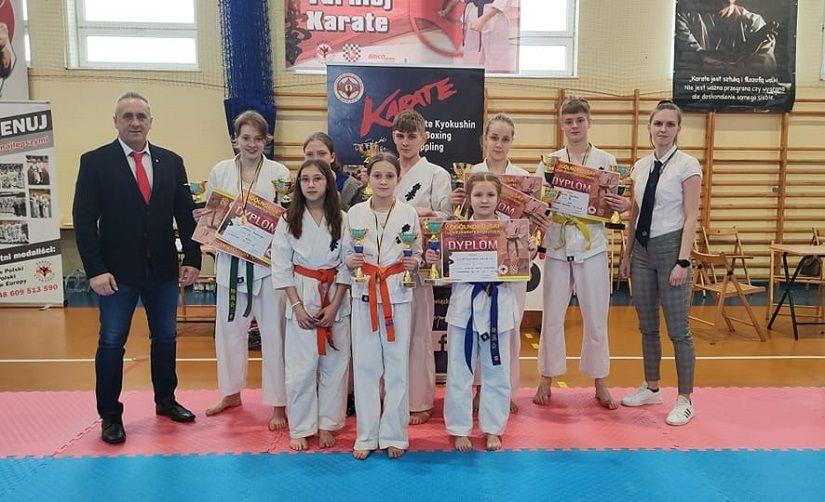 Kolejne sukcesy zawodników z Lipnowskiego Klubu Kyokushin Karate