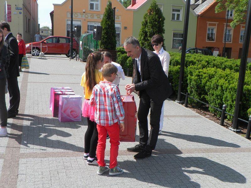 Zdj. nr. 15. Dzień Wolności oraz podsumowanie kampanii Zachowaj Trzeźwy Umysł - 4 czerwca 2014 roku