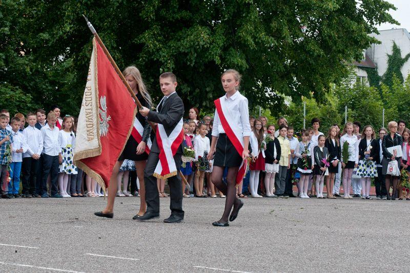 Zdj. nr. 21. Zakończenie roku szkolnego SP 3