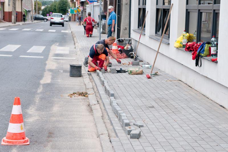 Zdj. nr. 7. Nowy chodnik na ul. Staszica