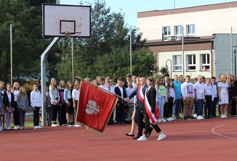 Rozpoczęcie nowego roku szkolnego w lipnowskich szkołach podstawowych