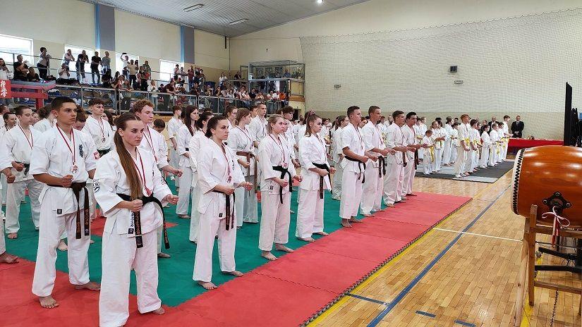 Zawodnicy Lipnowskiego Klubu Kyokushin Karate kończą sezon z kolejnymi sukcesami