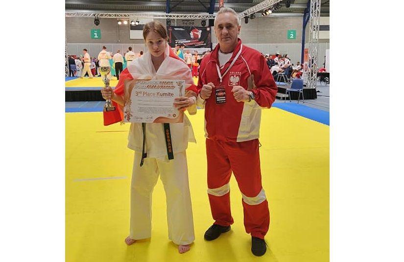 Kasia Gabrychowicz brązową medalistką Mistrzostw Świata Karate Kyokushin KWF juniorek - 60 kg!