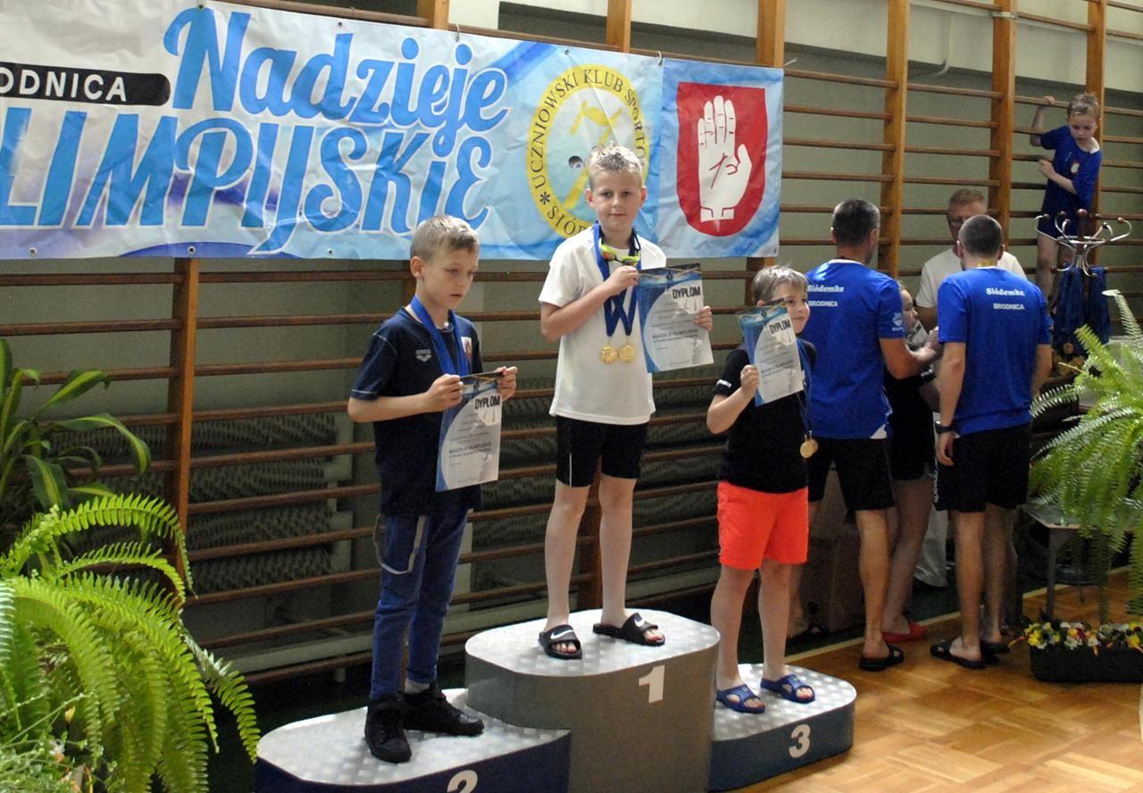 Zdj. nr. 10. 19 medali NEMO w Brodnicy